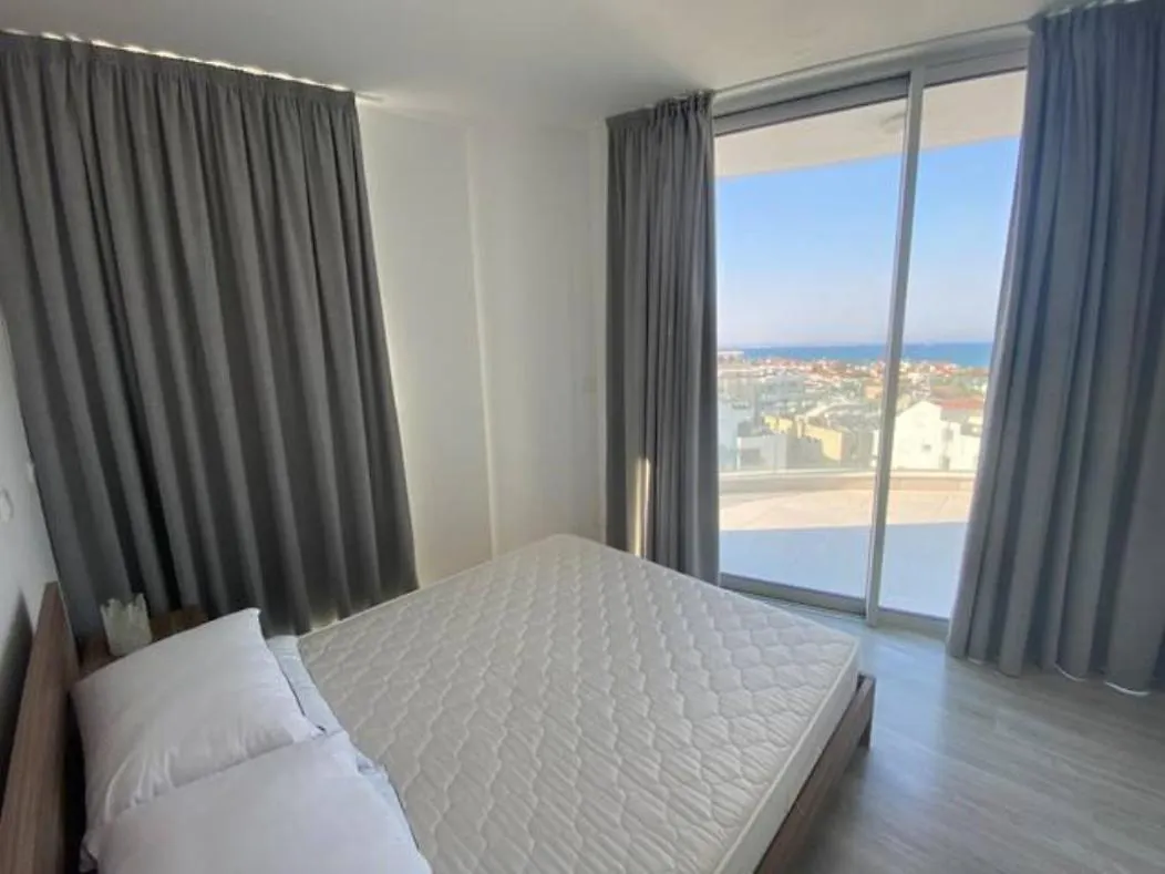 Mckenzie 2 Bedrooms Seaview Residence Larnaca 0*,